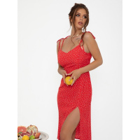 Красный в горошек сарафан с жаткой на спинке