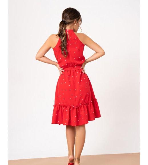 Червона в горошок сукня з коміром халтер
