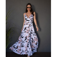 Бело-бежевый длинный сарафан кроя на запах