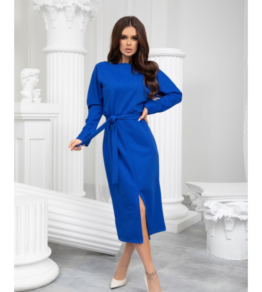 Синя сукня з розрізом спереду