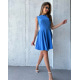 Голубое классическое платье без рукавов