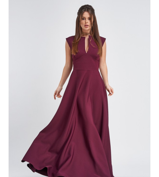 Бордовое длинное платье без рукавов