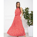 Красное длинное платье с воланом