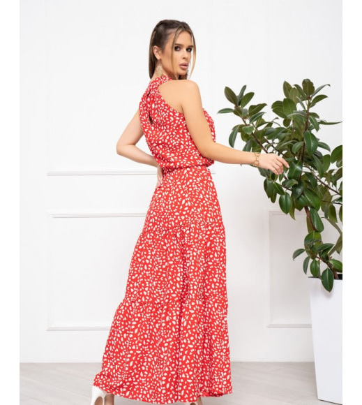 Красное длинное платье с воланом