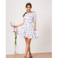 Бело-голубое короткое платье на пуговицах