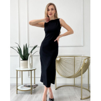 Черное трикотажное платье без рукавов