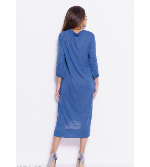 Синее трикотажное тонкое асимметричное платье с планкой