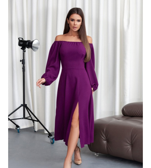Фіолетова ретро сукня з розрізом