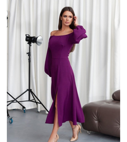 Фіолетова ретро сукня з розрізом