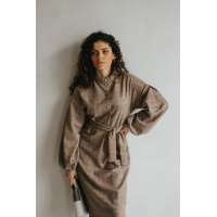 Коричневое свободное платье с эко-замшей в клетку на длинный рукав Seventeen 2027-1.5281