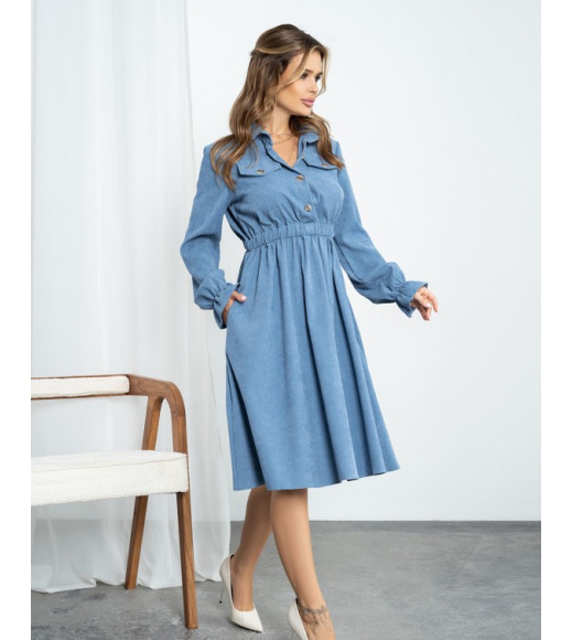Синее вельветовое платье-рубашка с длинными рукавами