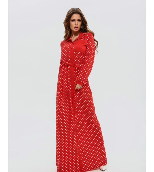 Красное в горошек приталенное платье с карманом