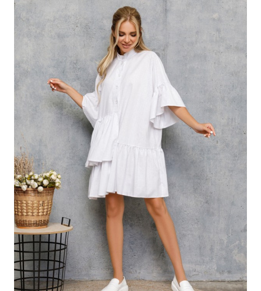 Белое коттоновое свободное платье-рубашка
