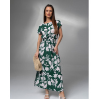 Зеленое длинное платье с разрезами