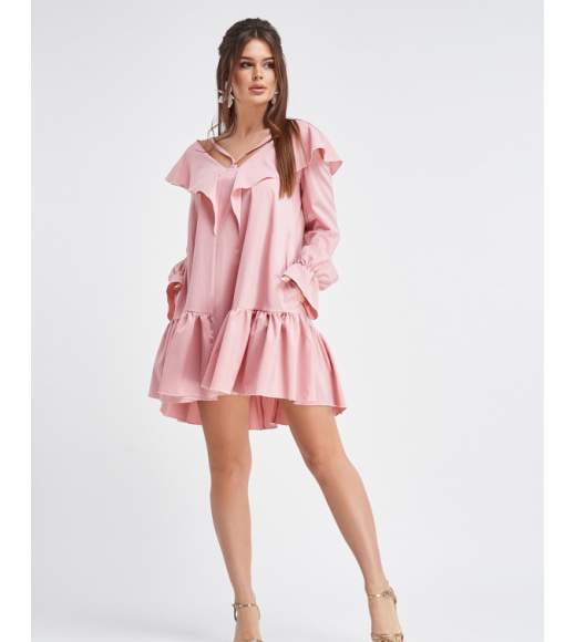 Рожеве вільне плаття з воланами