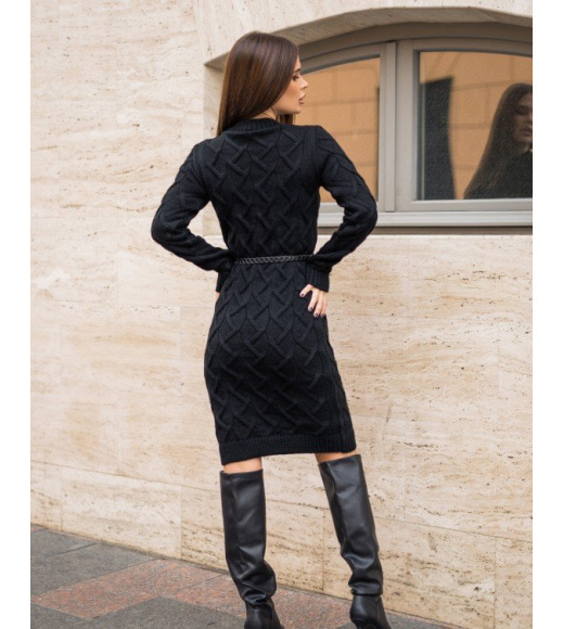 Черное вязаное шерстяное платье