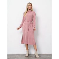 Розовое ангоровое платье-гольф с разрезом