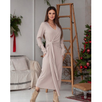 Бежевое ангоровое платье с боковой завязкой