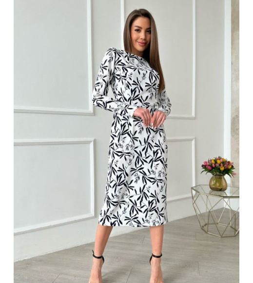 Классическое белое платье с принтом