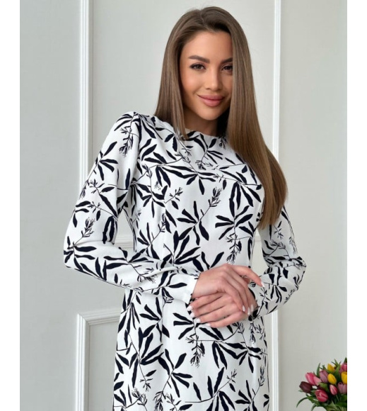 Классическое белое платье с принтом