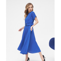 Синее классическое платье с расклешенным низом