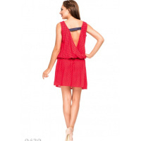 Свободное красное платье в горошек без рукавов с заниженной талией