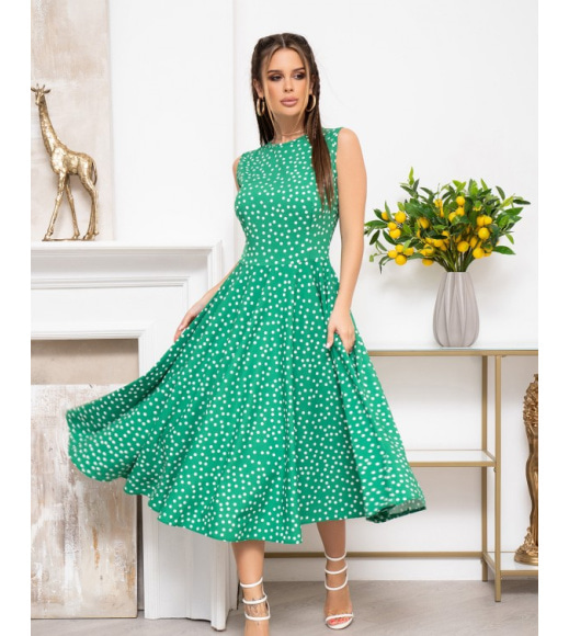 Зелена в горошок сукня без рукавів