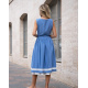 Льняна блакитна сукня з розкльошеним низом