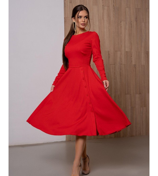 Червоне фактурне класичне плаття з гудзиками