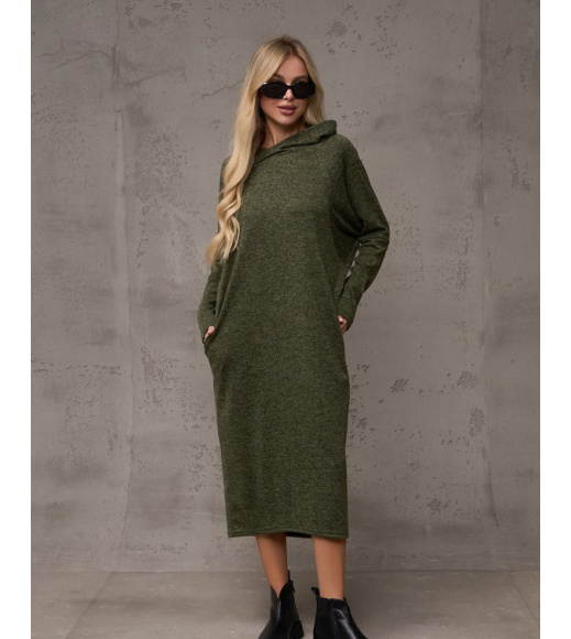 Ангоровое платье цвета хаки кроя летучая мышь