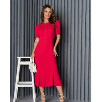 Малиновое платье на пуговицах со сборками на рукавах