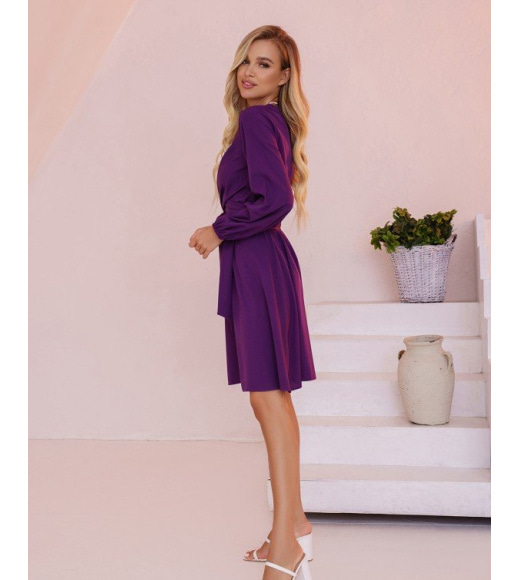 Фиолетовое платье с завязками