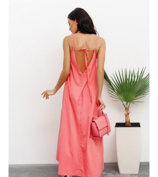 Рожева сукня-комбінація розкльошеного крою
