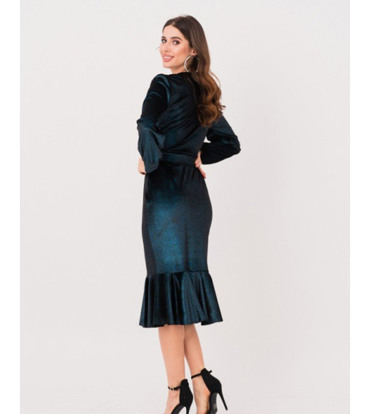 Черное велюровое платье с голубым переливом