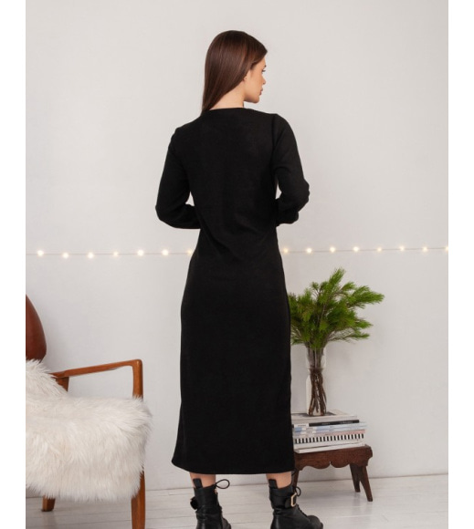Черное ангоровое платье с боковой завязкой