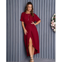 Бордовое длинное платье с разрезом на ноге