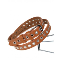 Коричневый тонкий ремень с люверсами