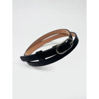 Тонкий ремень из черной фактурной эко-кожи