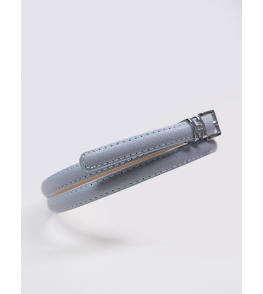 Тонкий ремень из светло-голубой эко-кожи