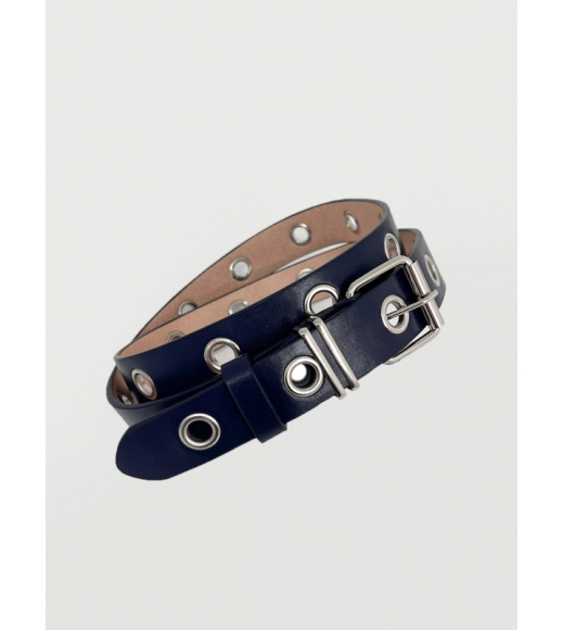 Ремень темно-синего цвета с люверсами