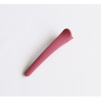 Матовая заколка-крокодильчик розового цвета