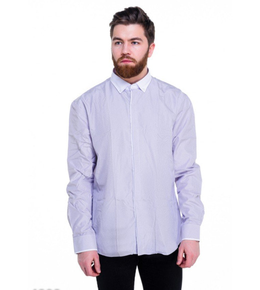 Сиреневая мужская рубашка в тонкую вертикальную полоску со светлым воротником