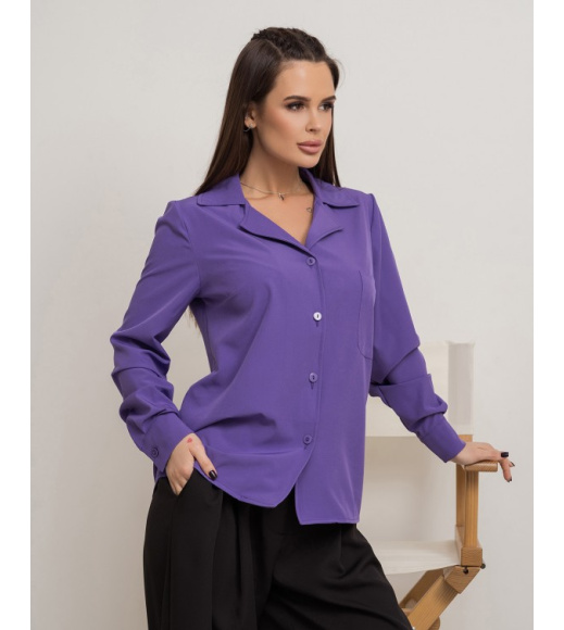 Фиолетовая однотонная рубашка с карманом