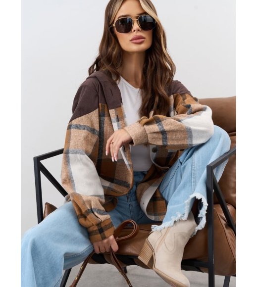 Коричневая утепленная рубашка с вельветовой вставкой