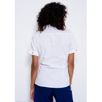 Белая коттоновая рубашка с короткими рукавами и карманами на молниях на груди