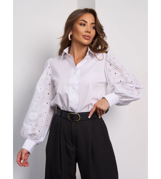 Белая коттоновая рубашка с рукавами из прошвы