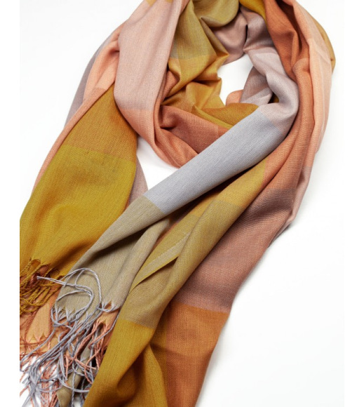 Гірчичний картатий шарф-палантин з бахромою