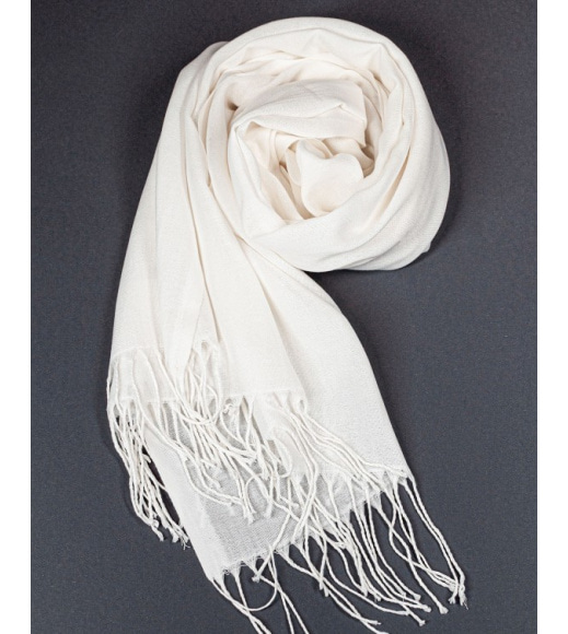 Білий однотонний шарф-палантин з бахромою
