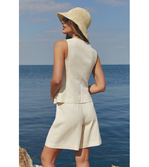 Бежевые женские шорты Seventeen 2383.6420