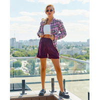 Бордовые вельветовые шорты с подворотами